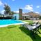 Villa San Patricio I Piscina Privada I Jacuzzi Spa I BBQ I PS5 I Aire Acon I 3000m2 I 5min-Centro - Jerez de la Frontera