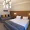Triena Rooms