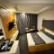 E5 PARK OTEL