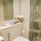 Luxury 1BR Apartment Close to Burj Khalifa
