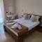 YANNA Studios & Apartments