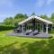 Lovely Home In Vejby With Kitchen