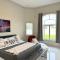 Cape Escape! 4BR 2BA HEATED POOL HOME!!! - كيب كورال
