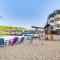Lake Ozark's Lakefront Oasis with Fireplace, Game Room, Theater & More! - أوساغ بيتش
