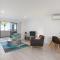 Stylish and Spacious, Downtown Mount Maunganui
