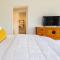 Spacious, Breezy Studio Apartment, Moments from Downtown and Beach - 芒格努伊山