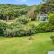 Mintee 1 by Discover Stradbroke