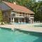 Luxury 4 BDR, Breathtaking Views, Theater, EVC
