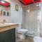 3 Bedroom Cozy Apartment In Almeria