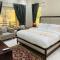Hidden Hills Hotel & Resort