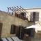 Vrakas House