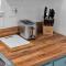 Heroes' Haven Cozy and Spacious Accommodation - Lancaster