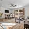 Heroes' Haven Cozy and Spacious Accommodation - Lancaster