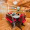 A Slice of Heaven Cabin
