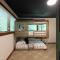New! Luxury Mountain Top Retreat w/Carriage House - Lyndhurst