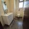 Abdoun luxury apartment with terrace & shared pool - Ammán