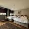 Stay and Relax at The Yew Tree - Manuden