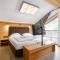 Apart33 Top 1-33 Penthouse