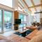 Apart33 Top 1-33 Penthouse