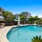 2-Bed Coastal Haven with Pool by Sunshine Beach