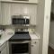 Cute and Cozy Comfy Birds Junior Cottage - 1 mile to Dwntn Ocean Springs, near Beach with Golf Cart