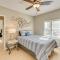 New Smyrna Beach Condo with Balcony and Pool Access - نيو سميرنا بيتش