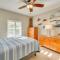 New Smyrna Beach Condo with Balcony and Pool Access - نيو سميرنا بيتش