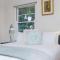Serene 3BR Haven in Ainslie - Ideal Getaway - Hosted by Canstay