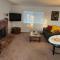 Quaint Vintage Ranch Style 4BedRoom 2Bath Sleeps 10