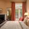 Hill Rise Luxury Villa & Stables by Edwards Collection