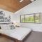 Diggers Beach Surf House - Pool, Surf Beach, Pets, Sleeps 10