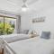 Diggers Beach Surf House - Pool, Surf Beach, Pets, Sleeps 10