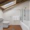Jetty Hideaway - Cosy Cottage, Fireplace, Gardens
