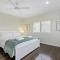 Sea Pine Cottage and Studio - Beach & village central, Family, Sleeps 8