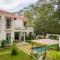 La Branca by The Blue Kite - Luxurious 4 BHK villas near Peaceful Morjim Beach, with Private Pool, Big Garden, Security, Kitchen, Wifi, Terrace