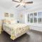 500 Steps to the Car Free Beach Quiet Residential Area 4604K