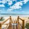 Beachfront with large deck Pool Sea Dunes Sailfish A3