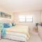 HA508 - Top floor 11 condo with beautiful ocean views