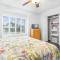500 Steps to the Car Free Beach Quiet Residential Area 4604K