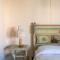 Martine Inn