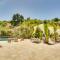 Sherman Oaks Hideaway Lush Grounds, Shared Pool! - Sherman Oaks