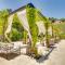 Sherman Oaks Hideaway Lush Grounds, Shared Pool! - Sherman Oaks