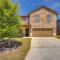 San Antonio Home with Fenced-In Yard Steps to Park! - 圣安东尼奥