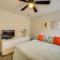 San Antonio Home with Fenced-In Yard Steps to Park! - 圣安东尼奥