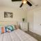 San Antonio Home with Fenced-In Yard Steps to Park! - 圣安东尼奥