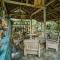 East room at Semadi Living