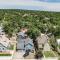 *H NEW!* Centrally Located 3BDRM Traveler`s Home Near Downtown Colorado Springs - 科罗拉多斯普林斯