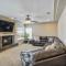 4BR Hot Tub Pool Table, Ping Pong, Foosball! - Peyton