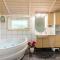 Beautiful Home In Ansager With Wifi - Ansager
