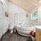 Beautiful Home In Ansager With Wifi - Ansager